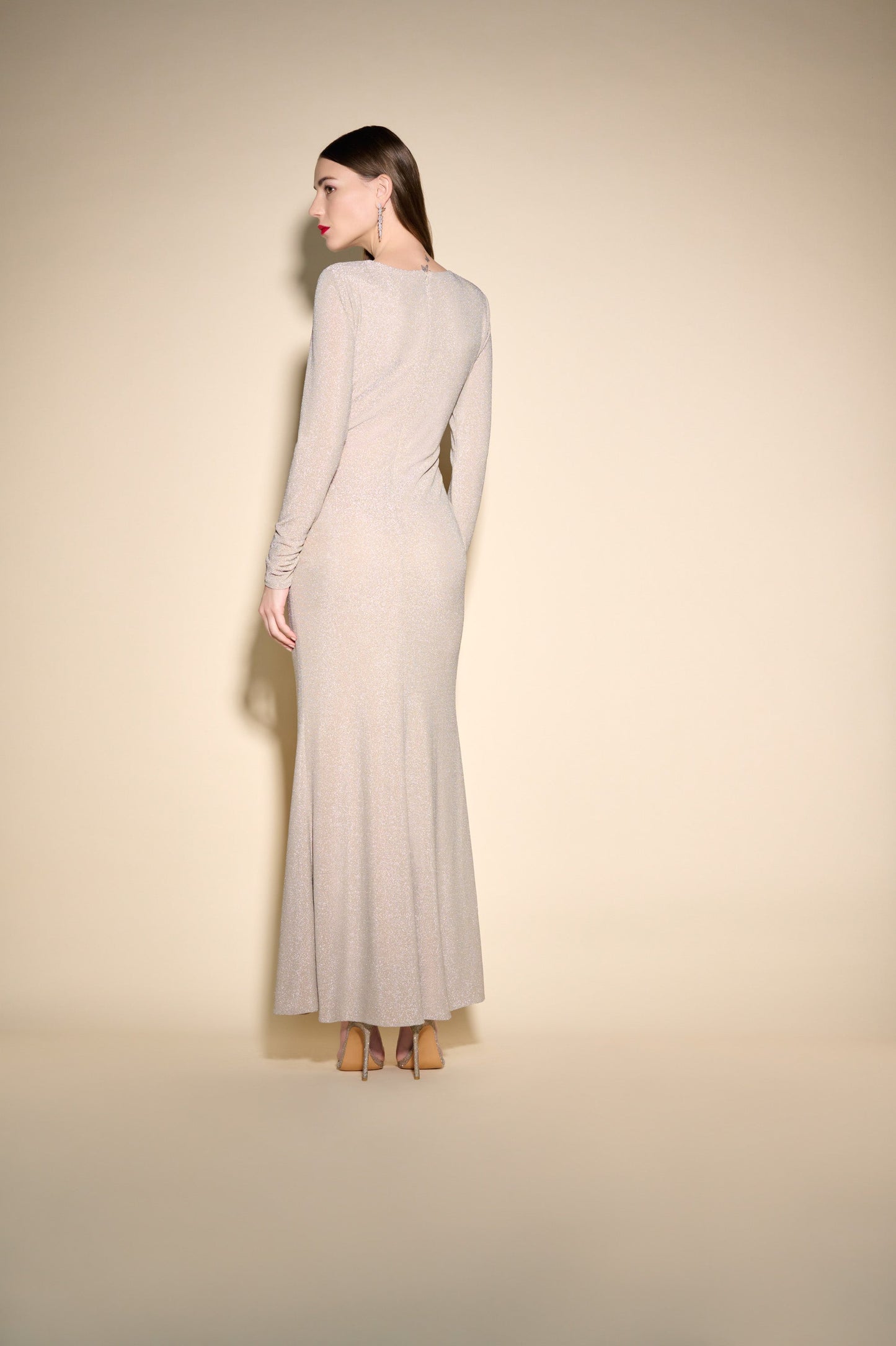 Twist Detail Long Sleeve Maxi Dress